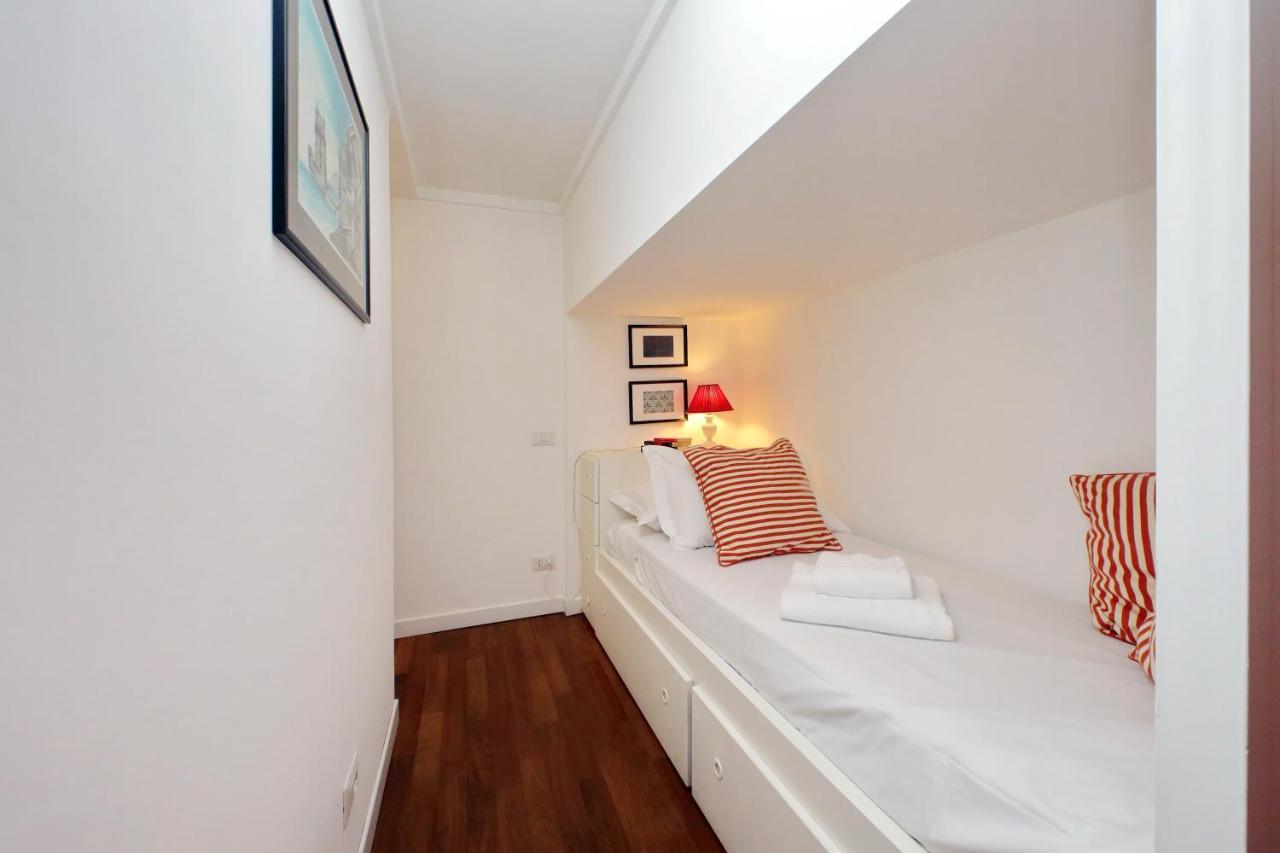 4Bnb - Serpenti Delightful Apartment Rome Extérieur photo